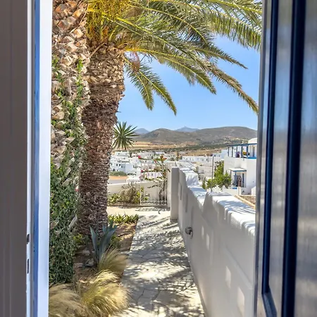 Kefalas In Apartment