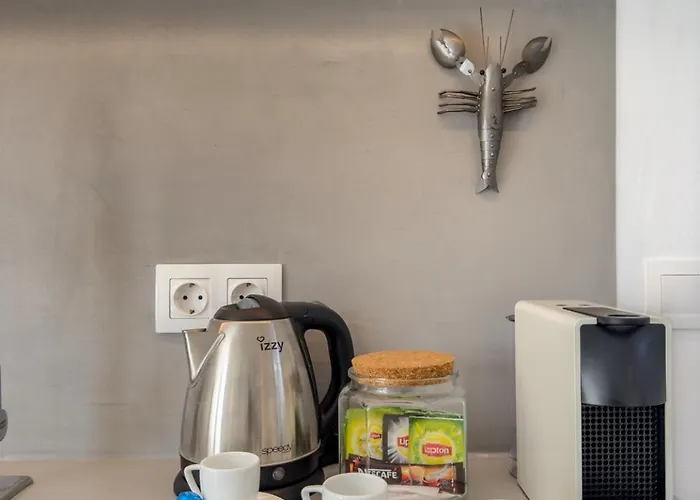 Kefalas In Науса