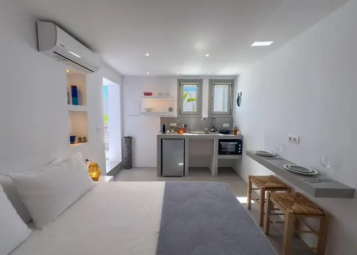 Kefalas In Науса