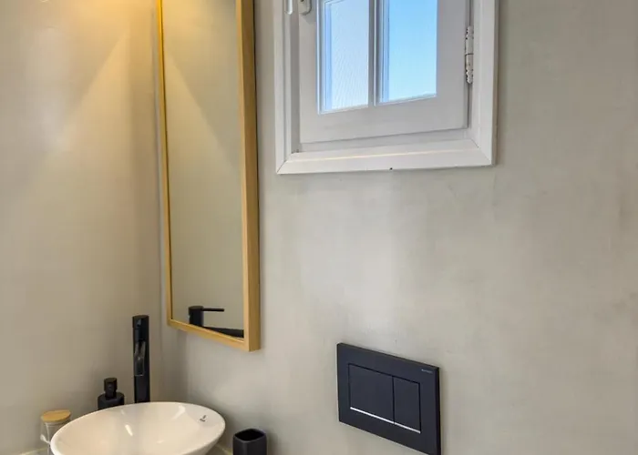 Kefalas In * Науса