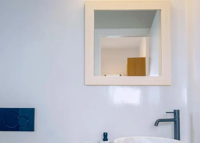 Kefalas In * Науса